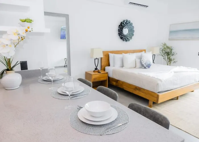 New Listing Walk To Downtown Cabo King Bed Apartment Cabo San Lucas