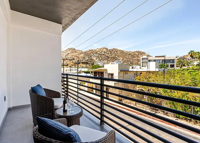 New Listing Walk To Downtown Cabo King Bed Cabo San Lucas