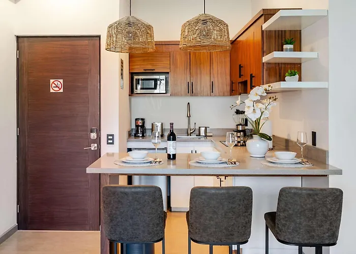New Listing Walk To Downtown Cabo King Bed Apartment Cabo San Lucas